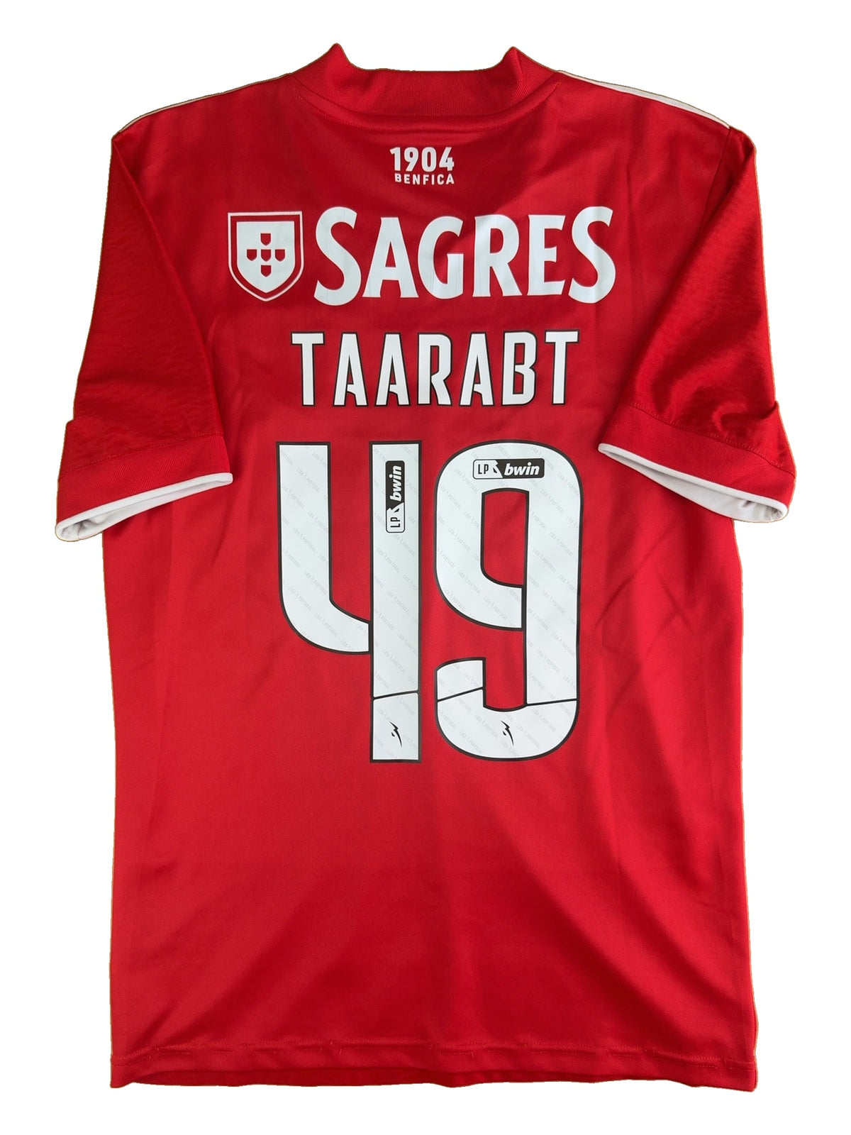 Adel Taarabt Benfica 21/22 - S · bagside