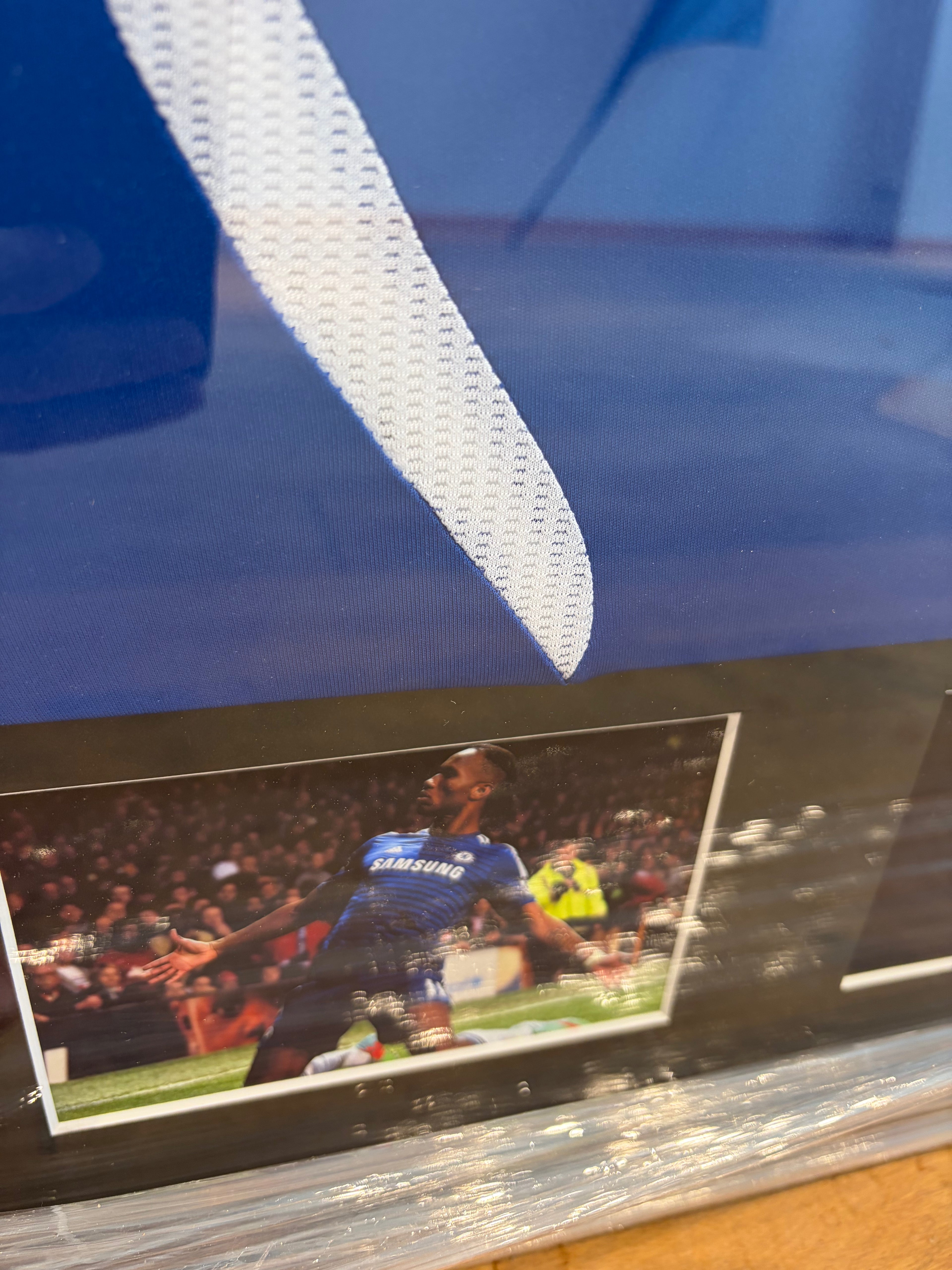 Didier Drogba Chelsea 11/12 SIGNED
