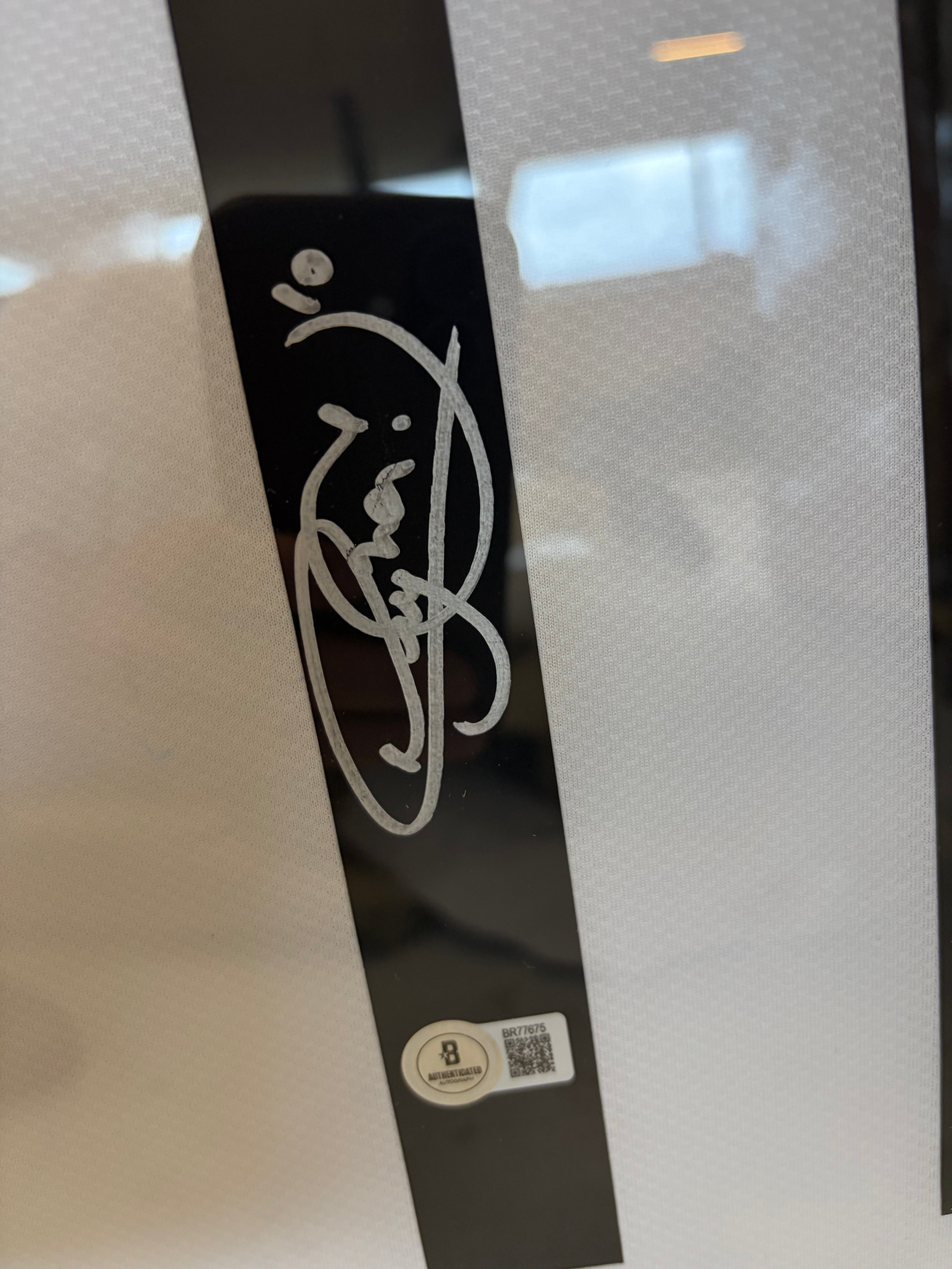 Neymar Santos 11/12 SIGNED
