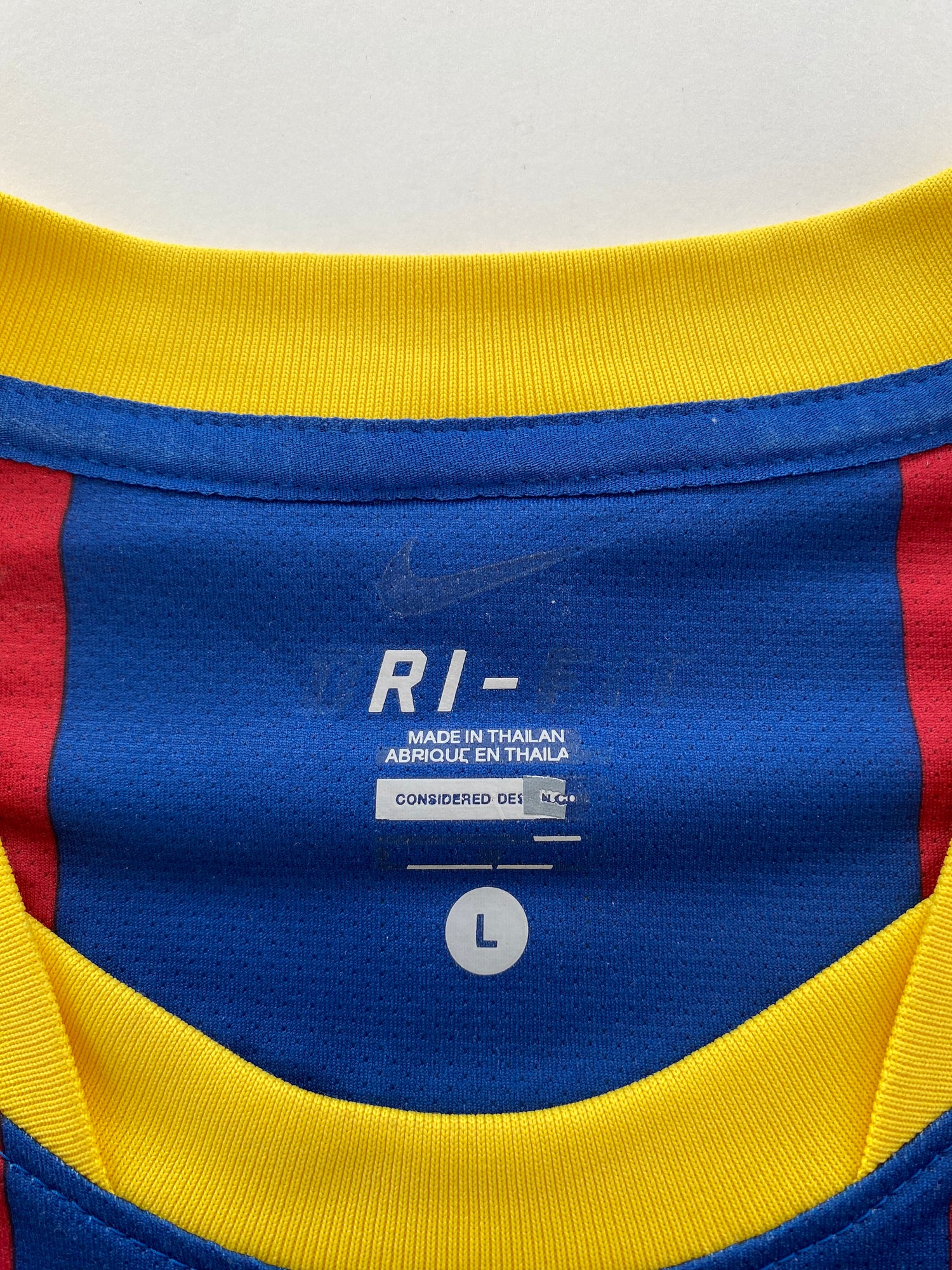 Andres Iniesta FC Barcelona 10/11 - L