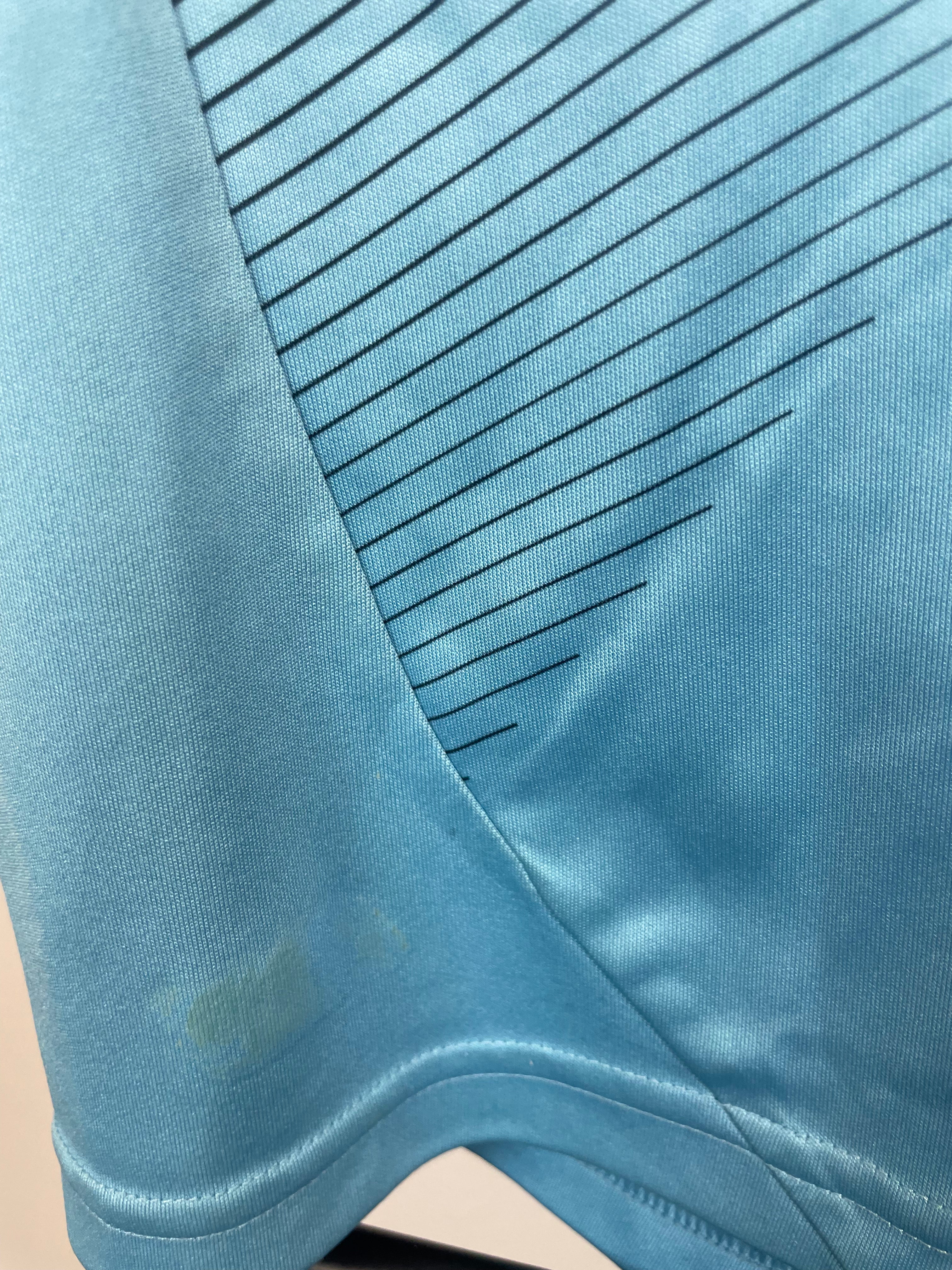 Fernando Torres Spanien 11/12 udebanetrøje KAMPDETALJER - M