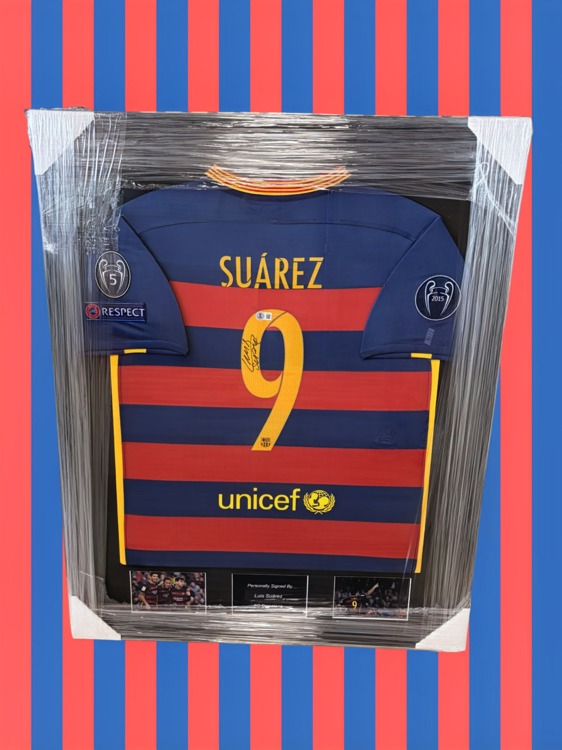 Luis Suarez Barcelona 15/16 SIGNED